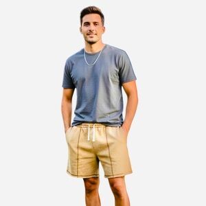 Forever 21 Men’s Tan Shorts size large